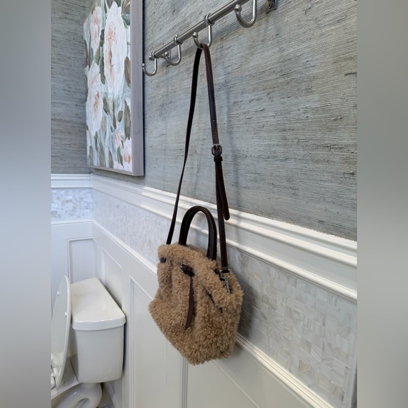 New Anthropologie Sherpa belted tote bag crossbody purse tan brown satchel - Picture 10 of 15